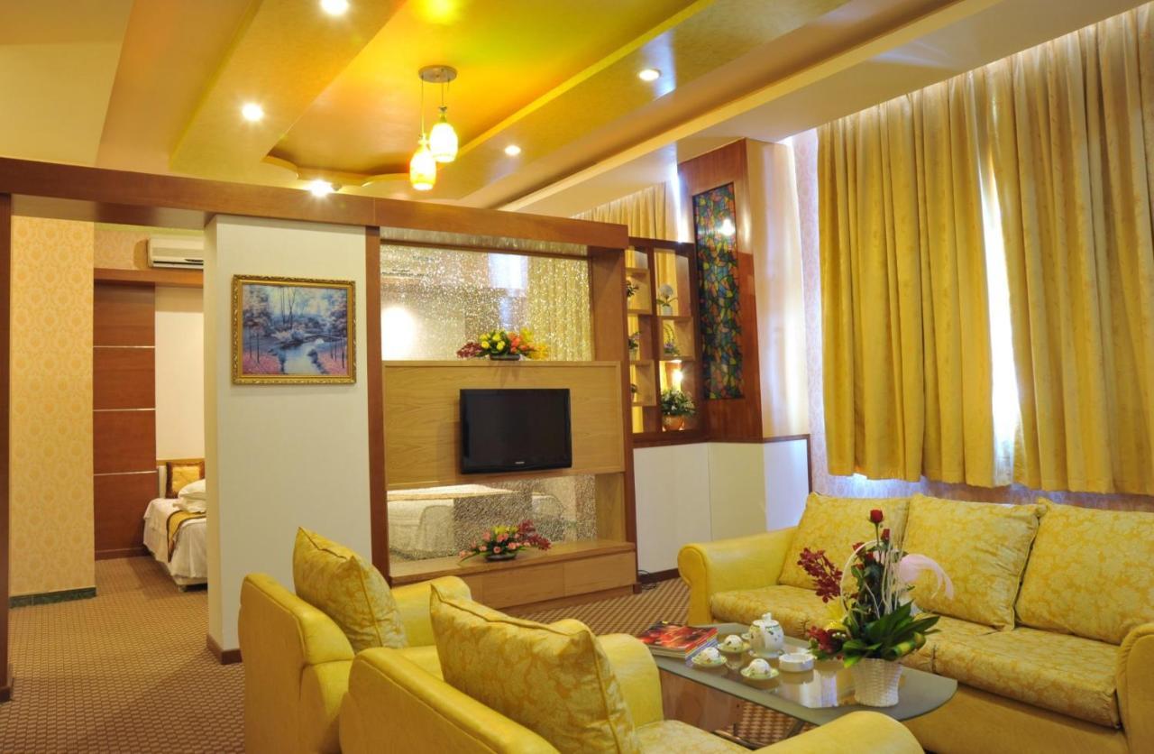 Thang Loi Hotel Thu Dau Mot Exteriör bild